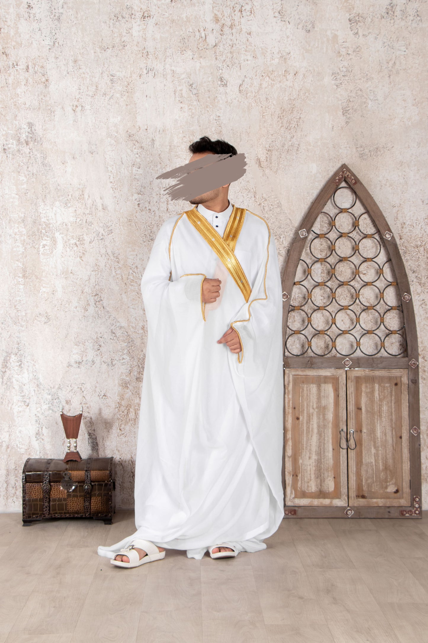 White Gold Bisht