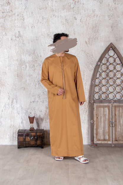 Golden Emirati Kandura