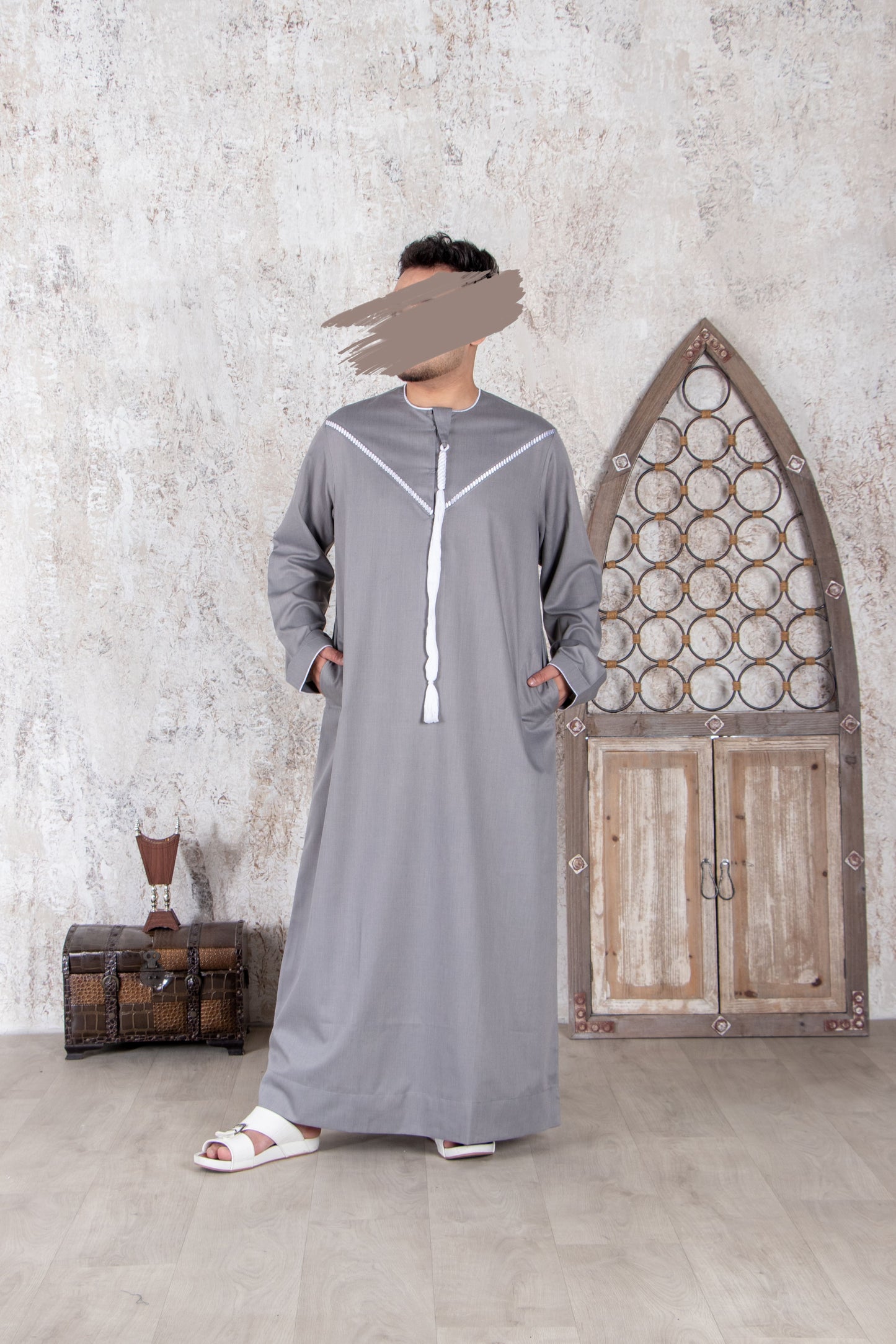 Gray Emirati Kandura