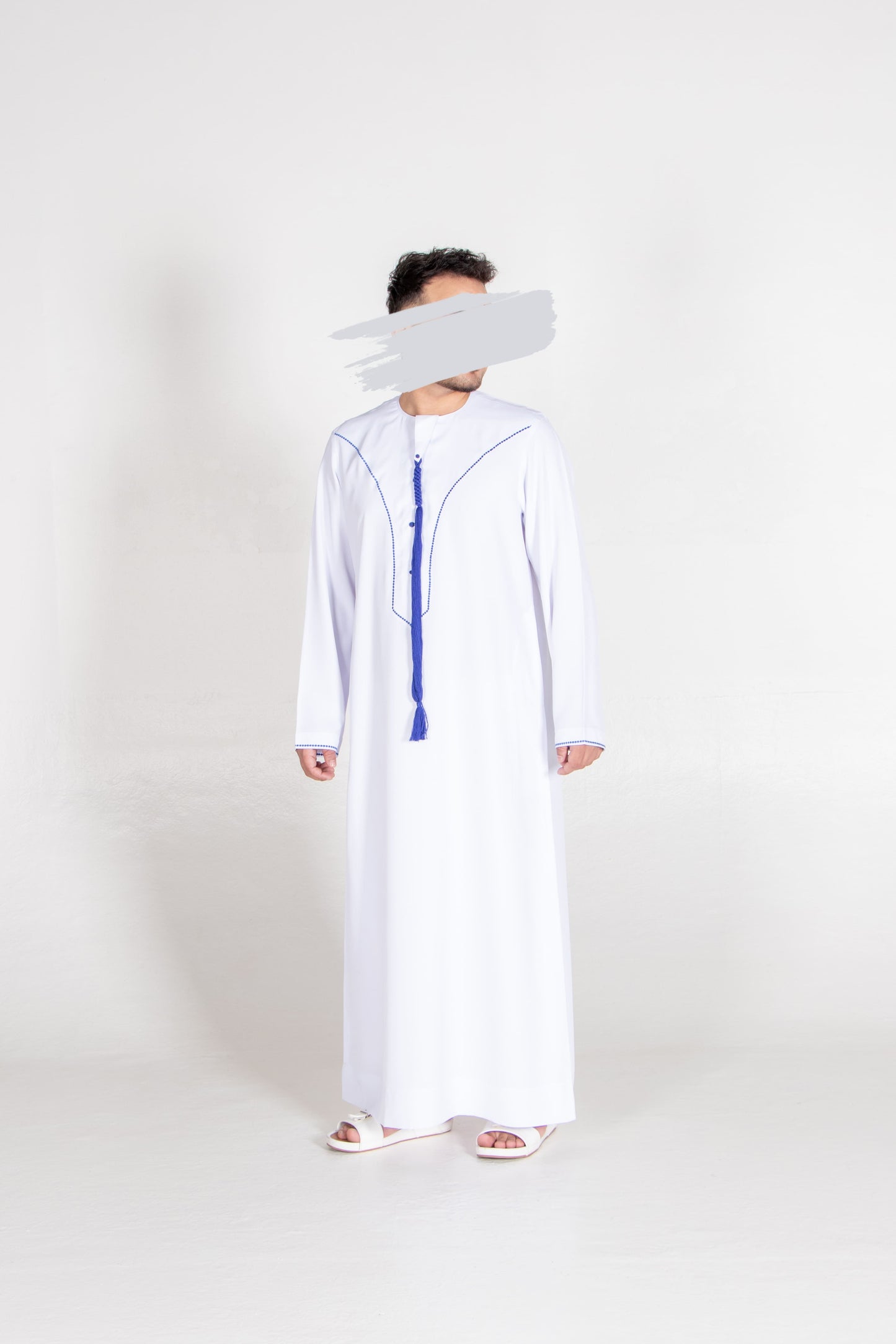 White Emirati Kandura