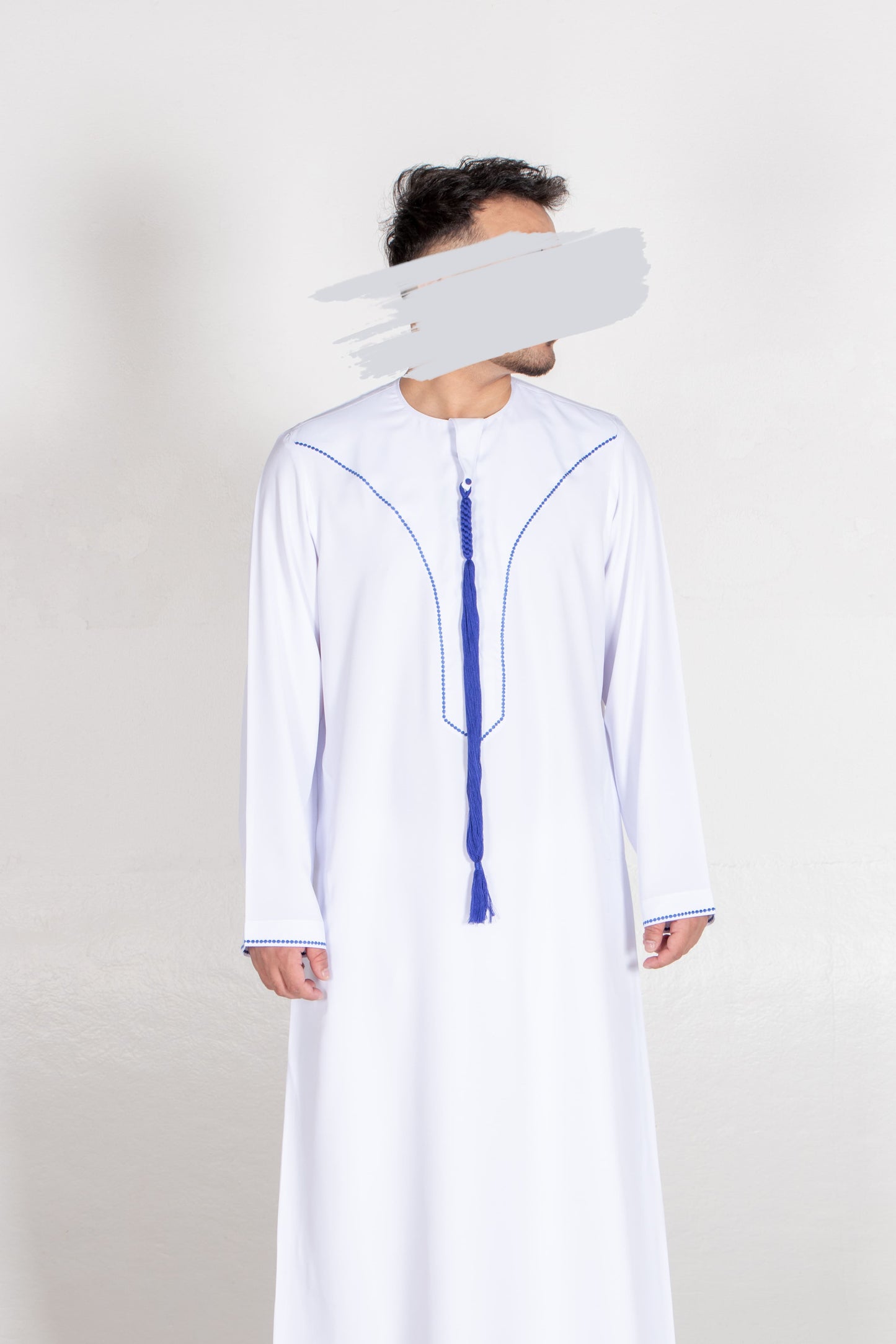 White Emirati Kandura